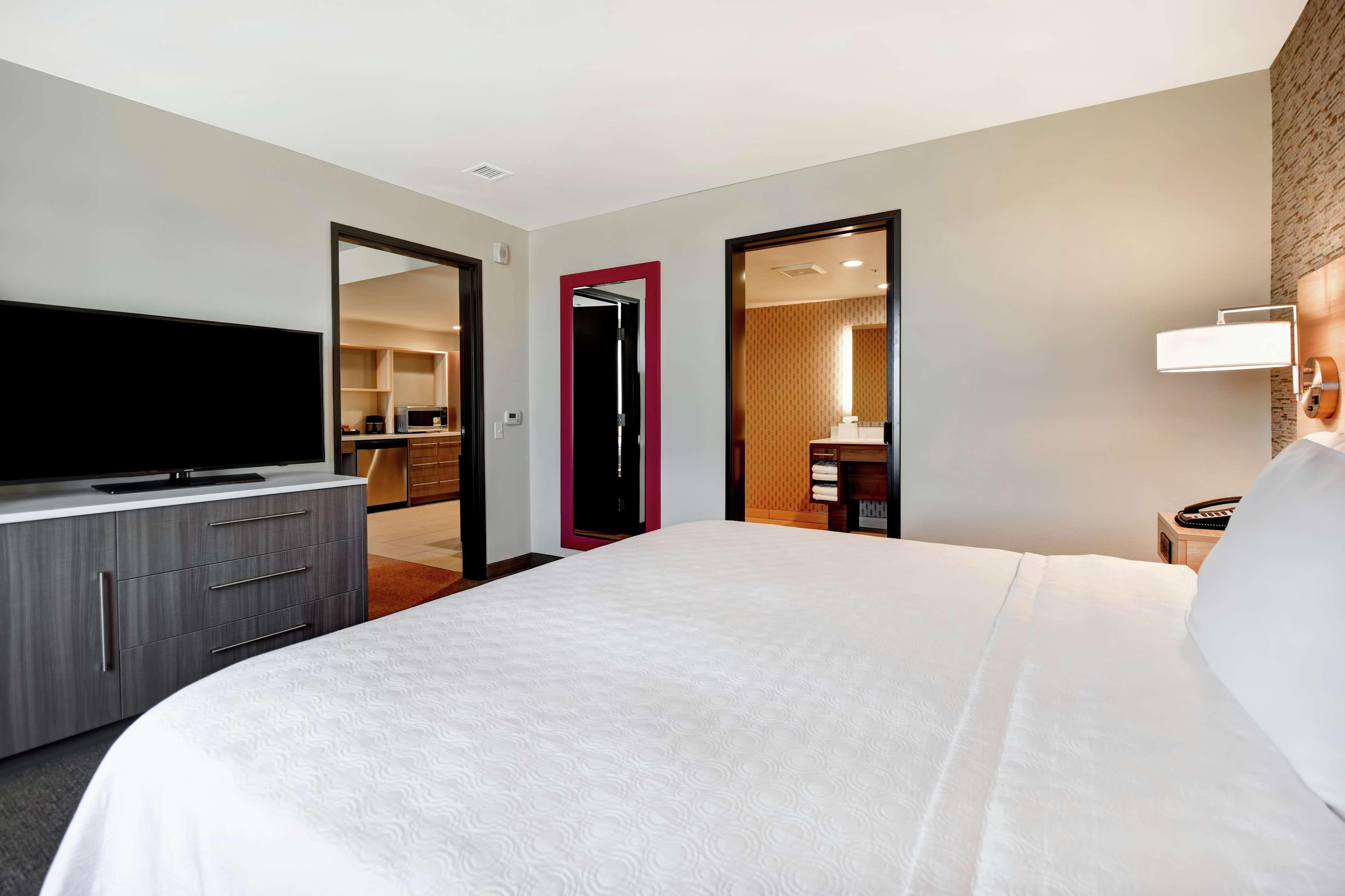 Home2 Suites By Hilton Victorville Esterno foto