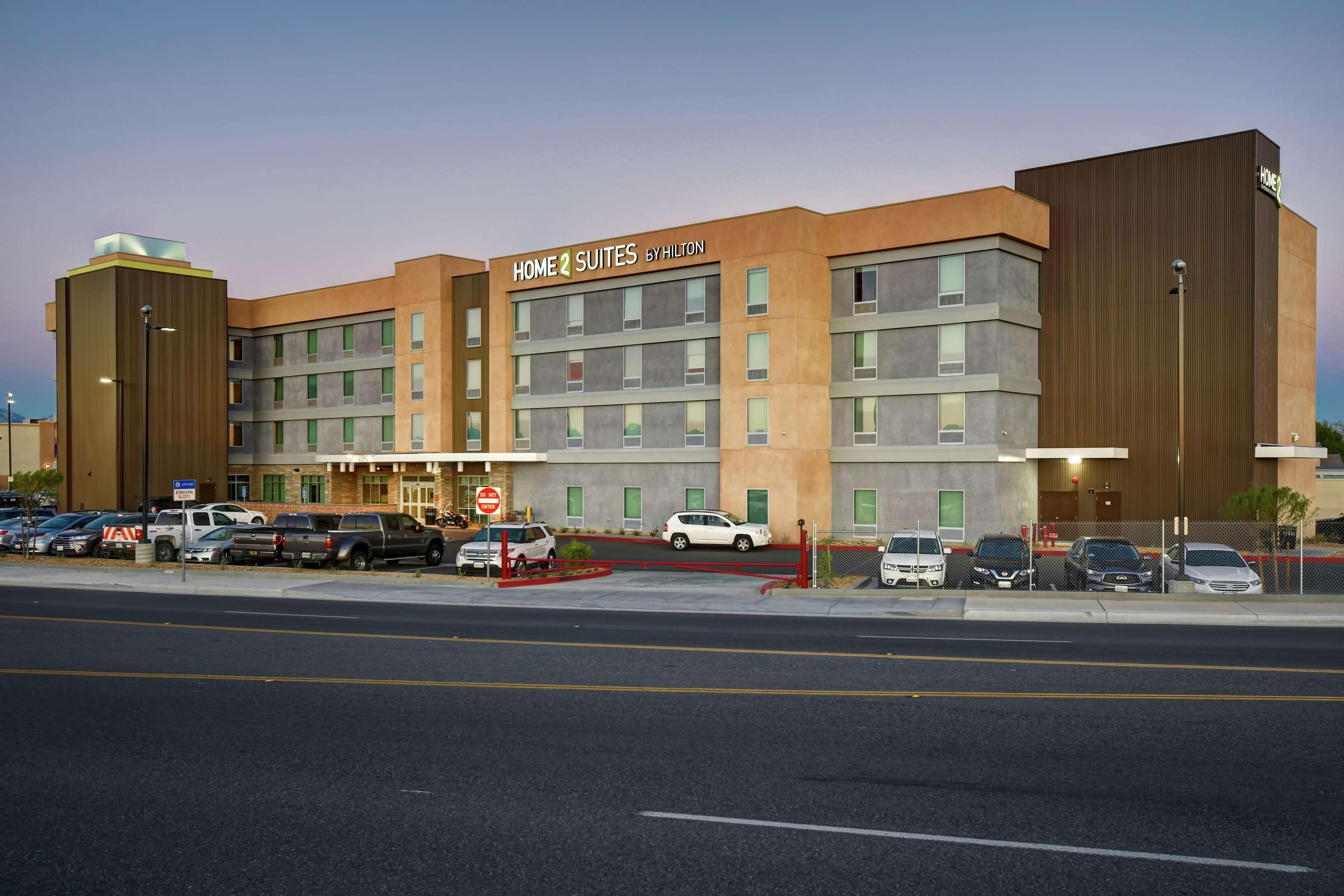 Home2 Suites By Hilton Victorville Esterno foto