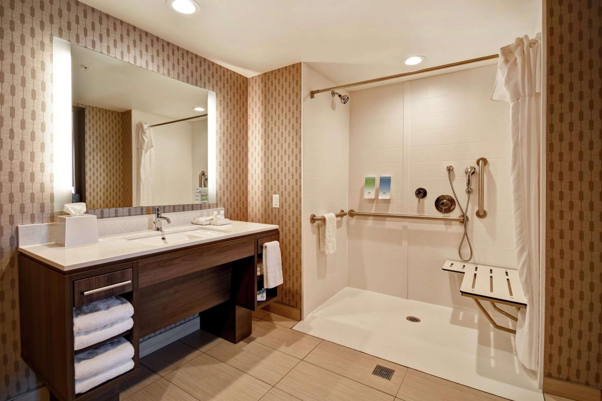 Home2 Suites By Hilton Victorville Esterno foto